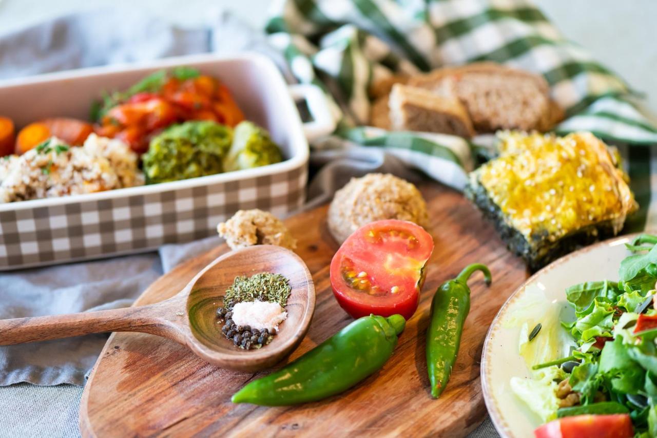 Vita Rama Holistic Hotel And Retreats - Vegan Full Board Obzor Exterior foto
